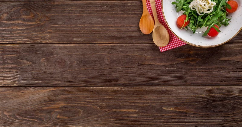 Le plan de menu pour douze invités, sans y passer la journée